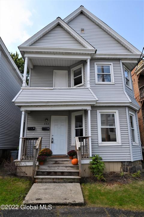 532 Lang St, Schenectady, NY 12308 photo 2