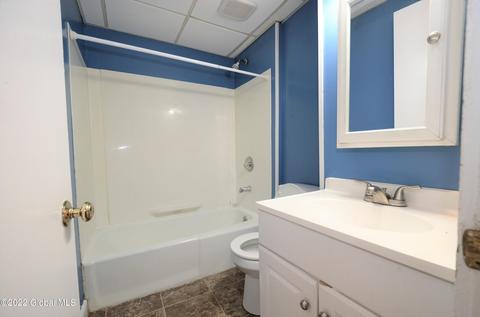 532 Lang St, Schenectady, NY 12308 photo 10