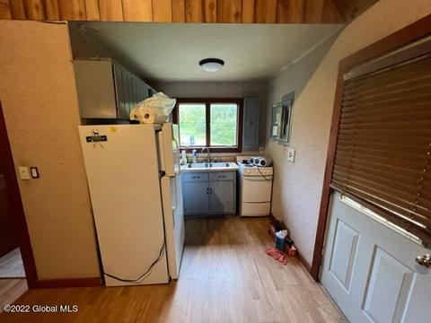 62 Rainbow Way, Hampton, NY 12837 photo 3