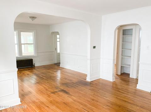 845 Curry Rd, Schenectady, NY 12306 photo 12