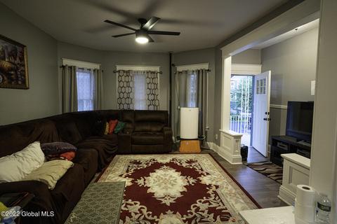 815 Hampton Ave, Schenectady, NY 12309 photo 16