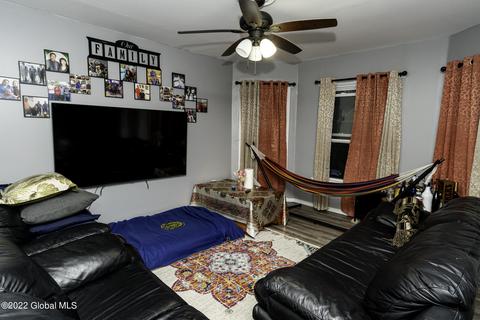 815 Hampton Ave, Schenectady, NY 12309 photo 11