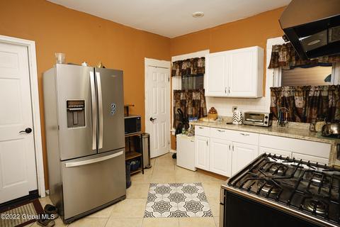 815 Hampton Ave, Schenectady, NY 12309 photo 21