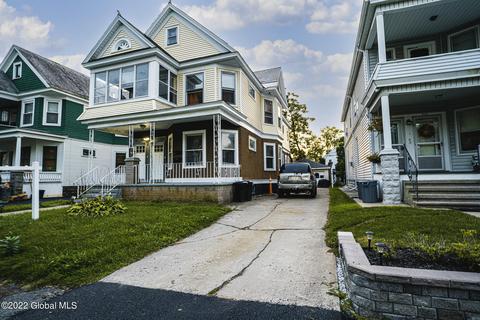 815 Hampton Ave, Schenectady, NY 12309 photo 1