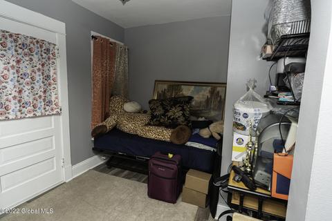 815 Hampton Ave, Schenectady, NY 12309 photo 10
