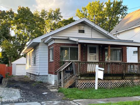 1813 Lenox Rd, Schenectady, NY 12308 photo 1