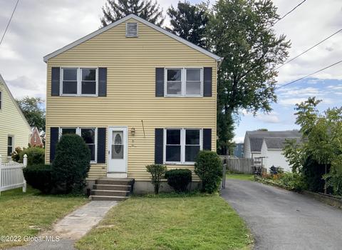 8 9th Ave, Watervliet, NY 12189 | 25 Photos | MLS #202227347 - Movoto