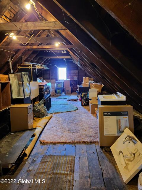 1525 Devine St, Schenectady, NY 12308 photo 9