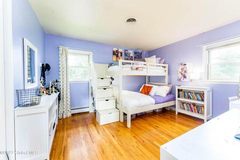 11 St Thomas Ln, Schenectady, NY 12304 photo 9