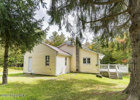 134 Varville Rd, Petersburgh, NY 12138
