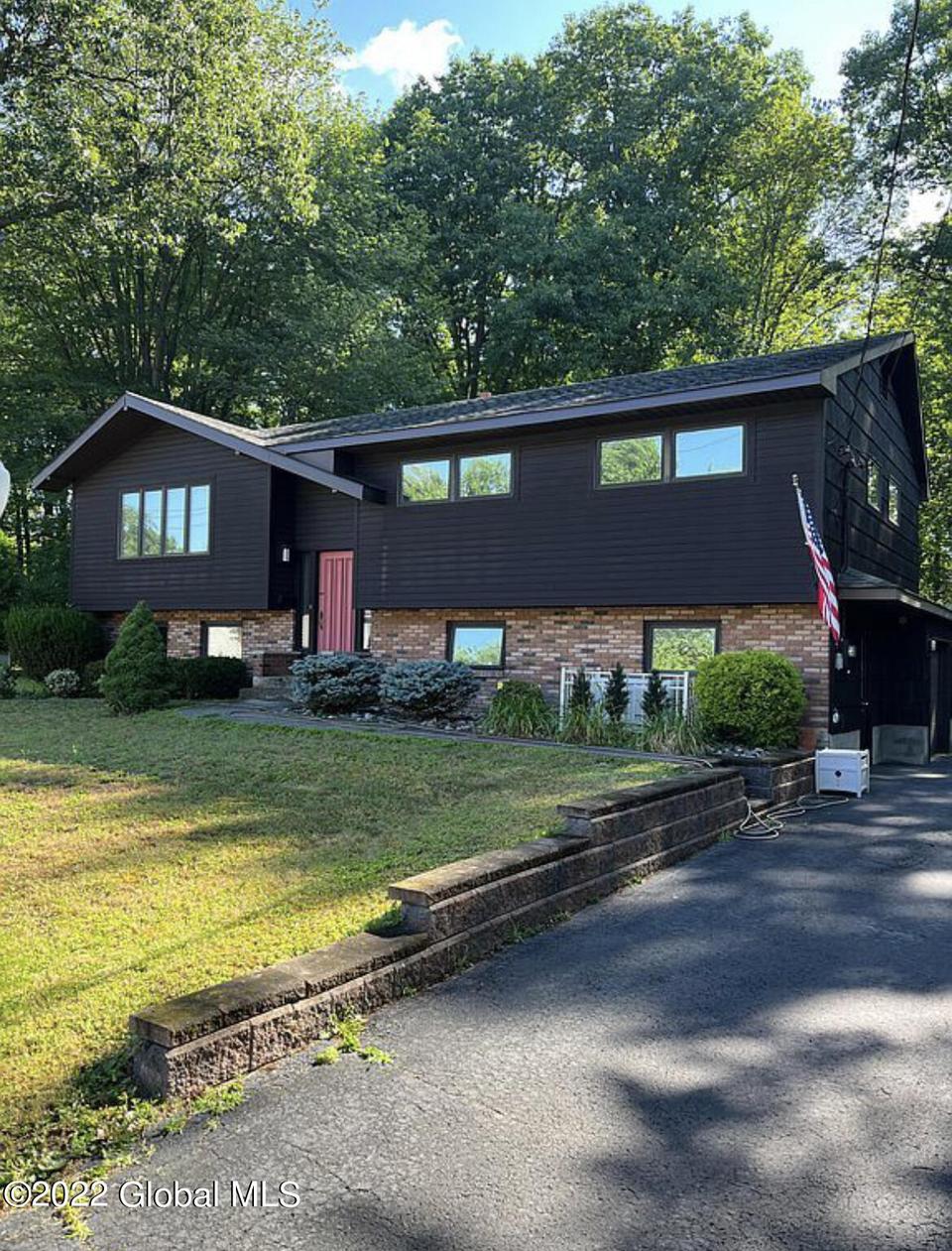 7 Ashley Dr, Newtonville, NY 12110 23 Photos MLS 202227650 Movoto