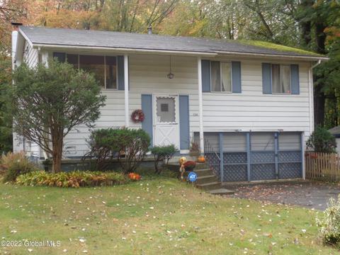 134 Hutchins Rd, Ballston Spa, NY 12020