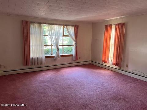 65 Hamilton Ave, Corinth, NY 12822 photo 6