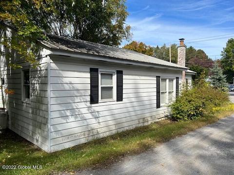 65 Hamilton Ave, Corinth, NY 12822 photo 4