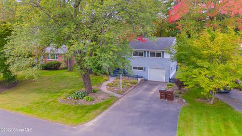 10 Greenock Rd, Delmar, NY 12054 photo 9