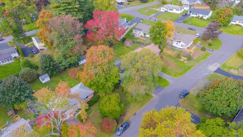 10 Greenock Rd, Delmar, NY 12054 photo 22