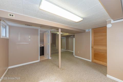 10 Greenock Rd, Delmar, NY 12054 photo 40