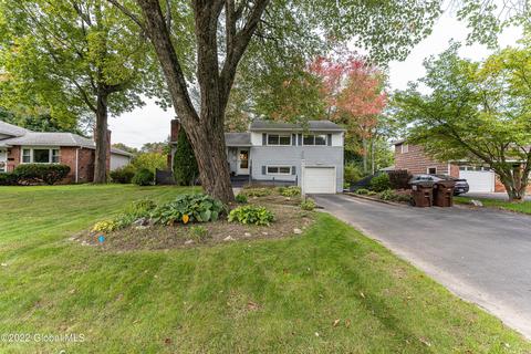 10 Greenock Rd, Delmar, NY 12054 photo 5