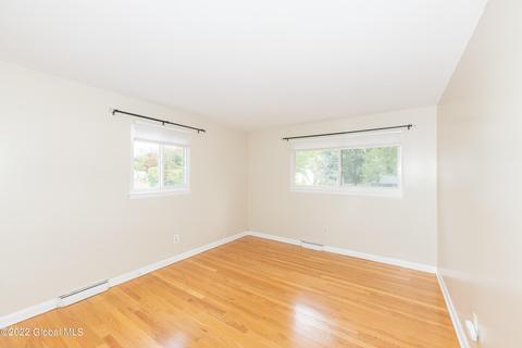 10 Greenock Rd, Delmar, NY 12054 photo 29