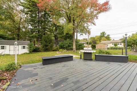 10 Greenock Rd, Delmar, NY 12054 photo 45