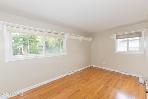 10 Greenock Rd, Delmar, NY 12054 photo 31