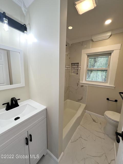 115 Lomasney Ave, Schenectady, NY 12308 photo 10