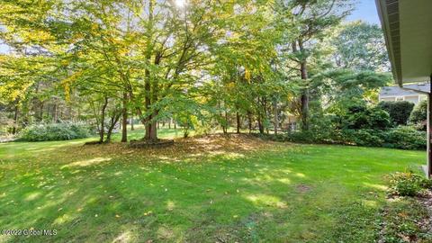 122 Devon Rd, Delmar, NY 12054 photo 27