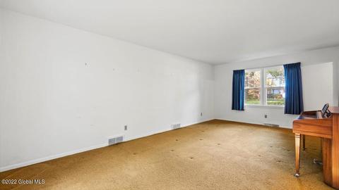 122 Devon Rd, Delmar, NY 12054 photo 7