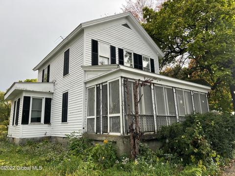 34 Sheridan St, Argyle, NY 12809 photo 2