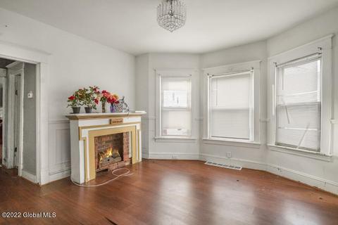 1560 Becker St, Schenectady, NY 12304 photo 6