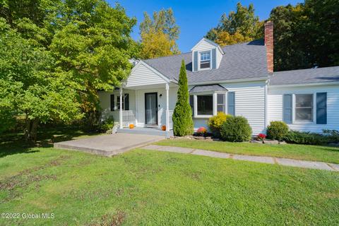 31 Clapper Rd, Selkirk, NY 12158 photo 3