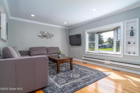 31 Clapper Rd, Selkirk, NY 12158 photo 7
