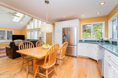 102 104 Mosher Rd, Glenmont, NY 12077 photo 14