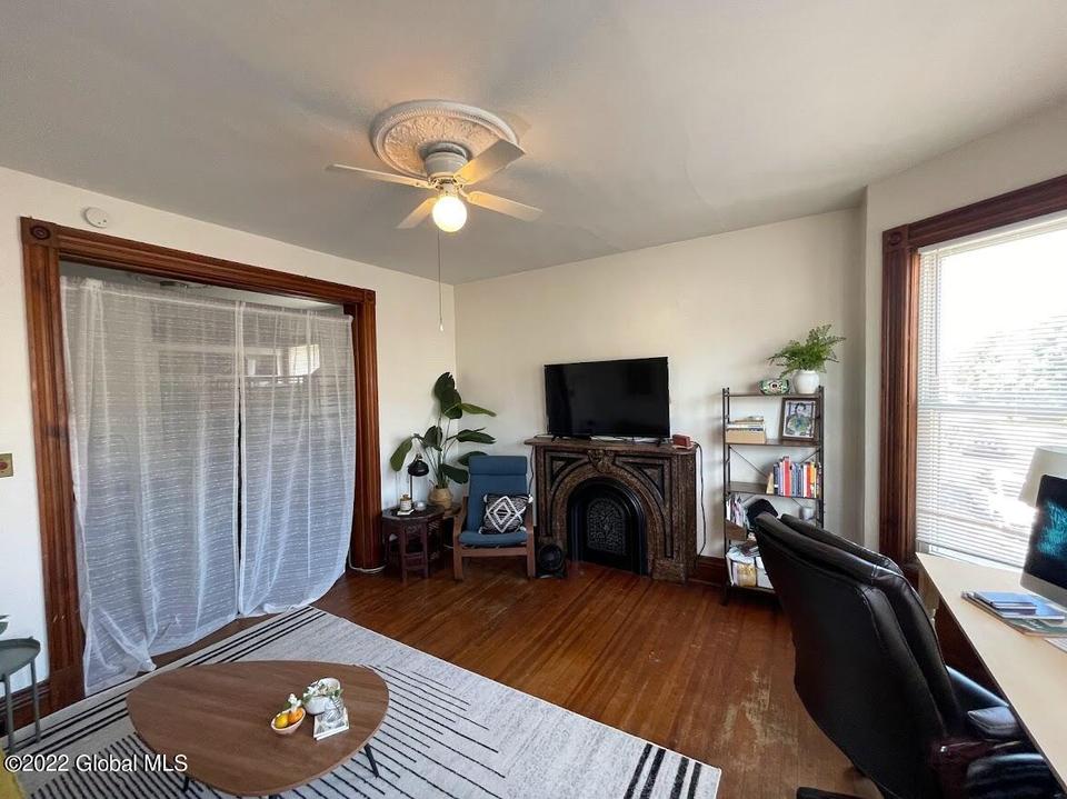  2244 15th St, Troy, NY 12180 photo 4