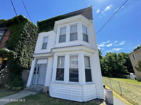 2244 15th St, Troy, NY 12180