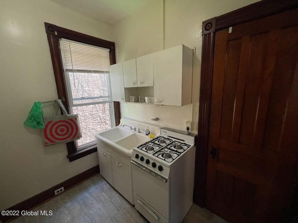  2244 15th St, Troy, NY 12180 photo 10