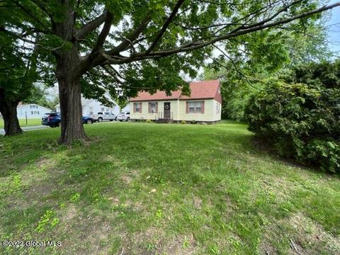 2027 Pyle Rd, Schenectady, NY 12303 photo 1