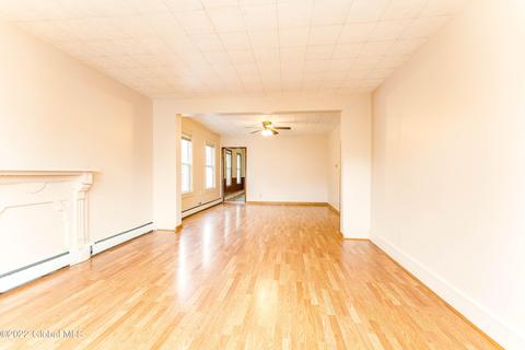 1533 Devine St, Schenectady, NY 12308 photo 9