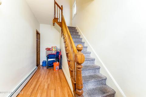 1533 Devine St, Schenectady, NY 12308 photo 5