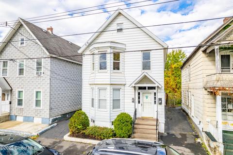 1533 Devine St, Schenectady, NY 12308 photo 1