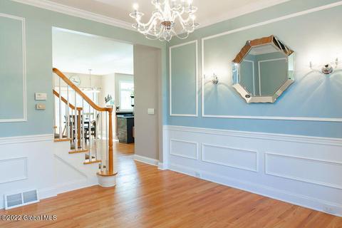 20 Devonshire Way, Clifton Park, NY 12065 photo 12
