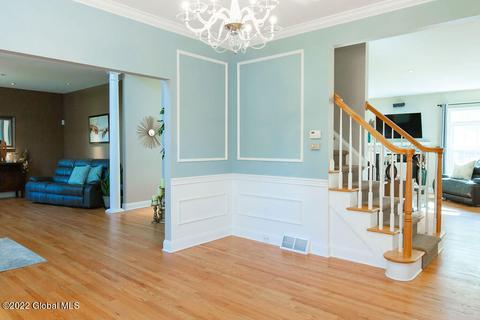 20 Devonshire Way, Clifton Park, NY 12065 photo 15