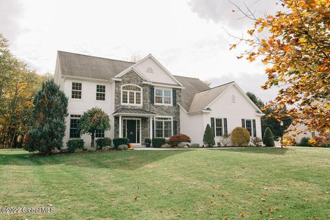 20 Devonshire Way, Clifton Park, NY 12065 photo 2