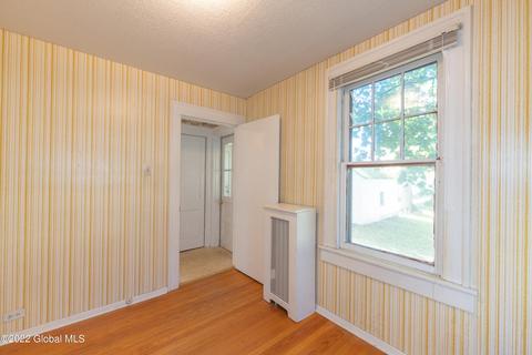 1115 Baker Ave, Schenectady, NY 12309 photo 12