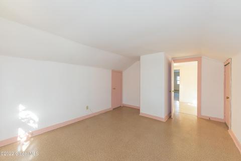 1115 Baker Ave, Schenectady, NY 12309 photo 18