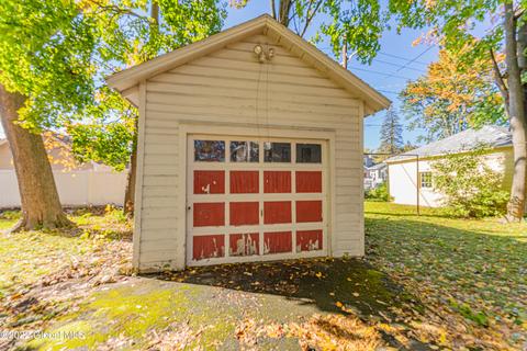 1115 Baker Ave, Schenectady, NY 12309 photo 28
