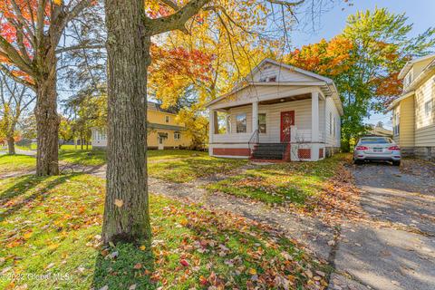 1115 Baker Ave, Schenectady, NY 12309 photo 1