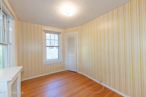 1115 Baker Ave, Schenectady, NY 12309 photo 13