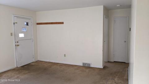 2571 Teller St, Schenectady, NY 12304 photo 8