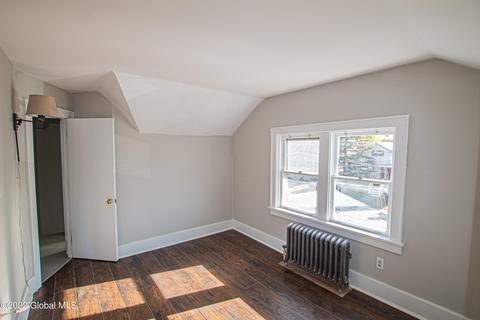 47 Laurel Ave, Schenectady, NY 12304 photo 27